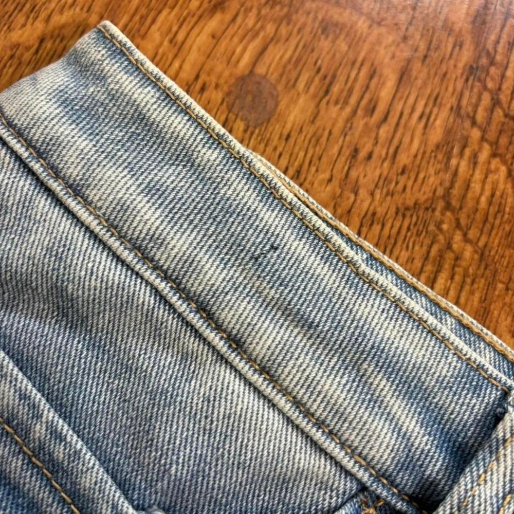 Madden NYC Blue Distressed Denim Shorts Butterfly Button Front Flap Size 21 - Picture 8 of 8